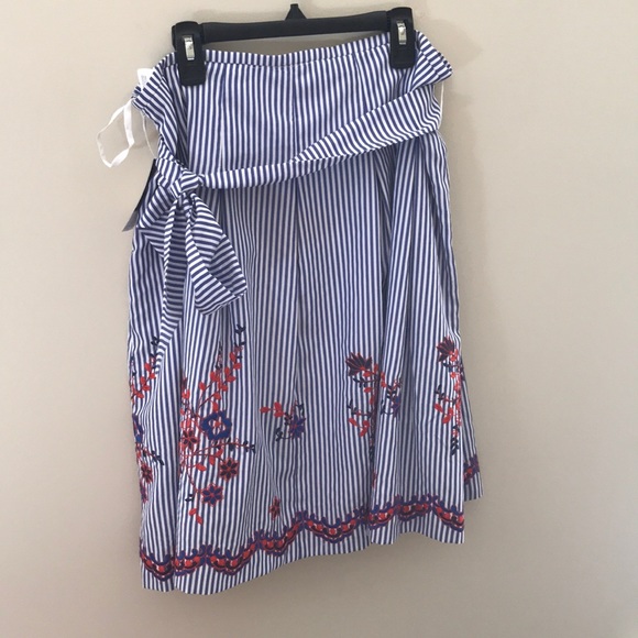 Nine West Modern Escape Striped Skirt size 8 - Picture 3 of 5